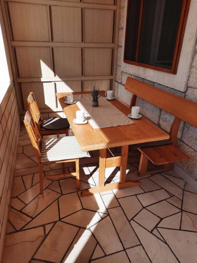 Apartments Villa Beba Komiža 外观 照片