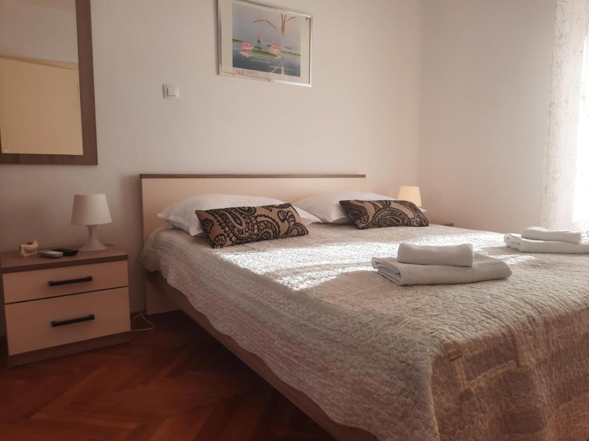 Apartments Villa Beba Komiža 外观 照片