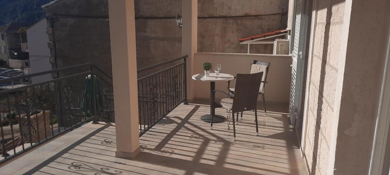 Apartments Villa Beba Komiža 外观 照片