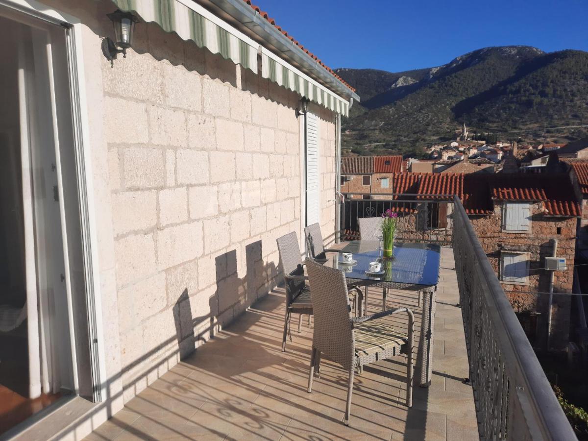 Apartments Villa Beba Komiža 外观 照片