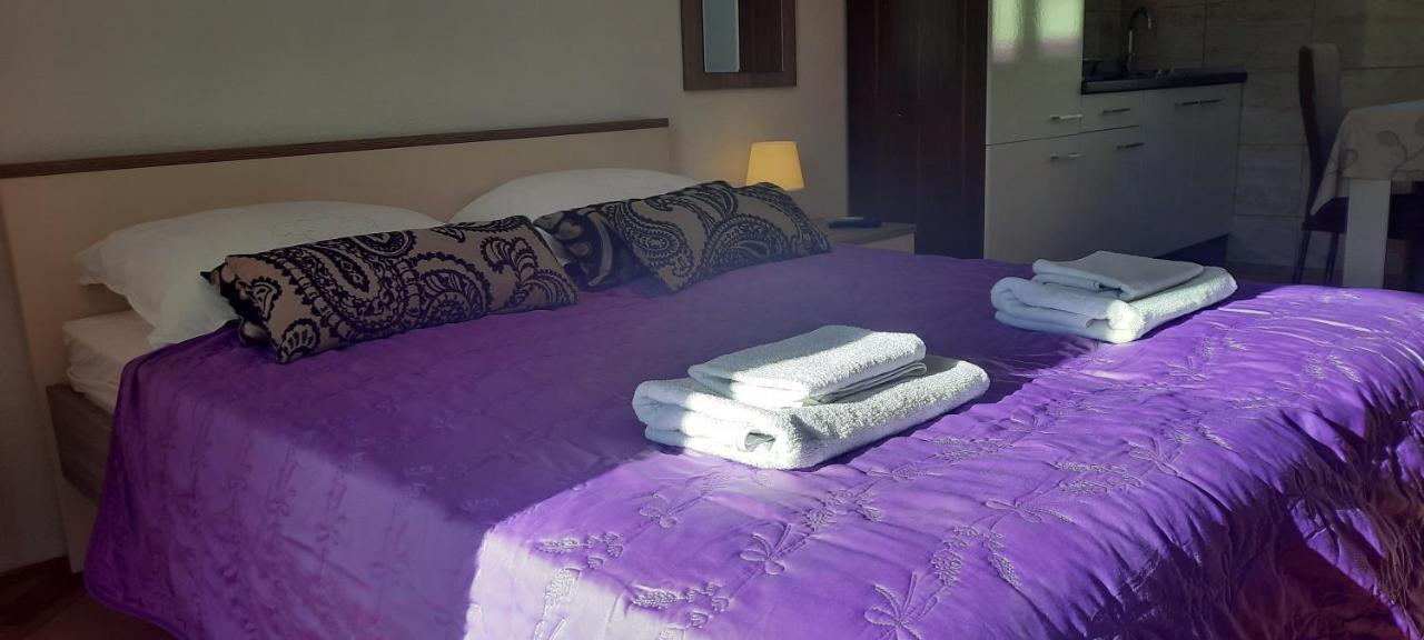 Apartments Villa Beba Komiža 外观 照片