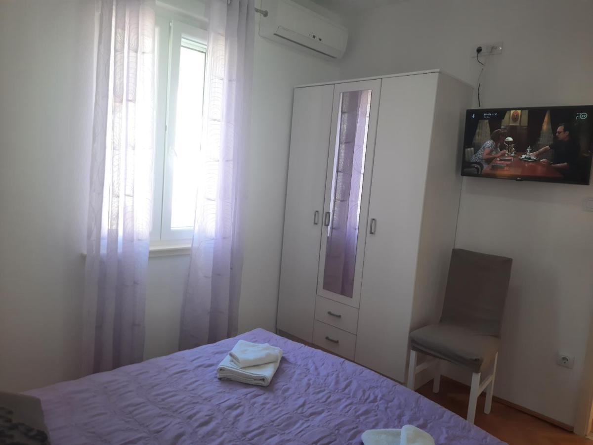 Apartments Villa Beba Komiža 外观 照片